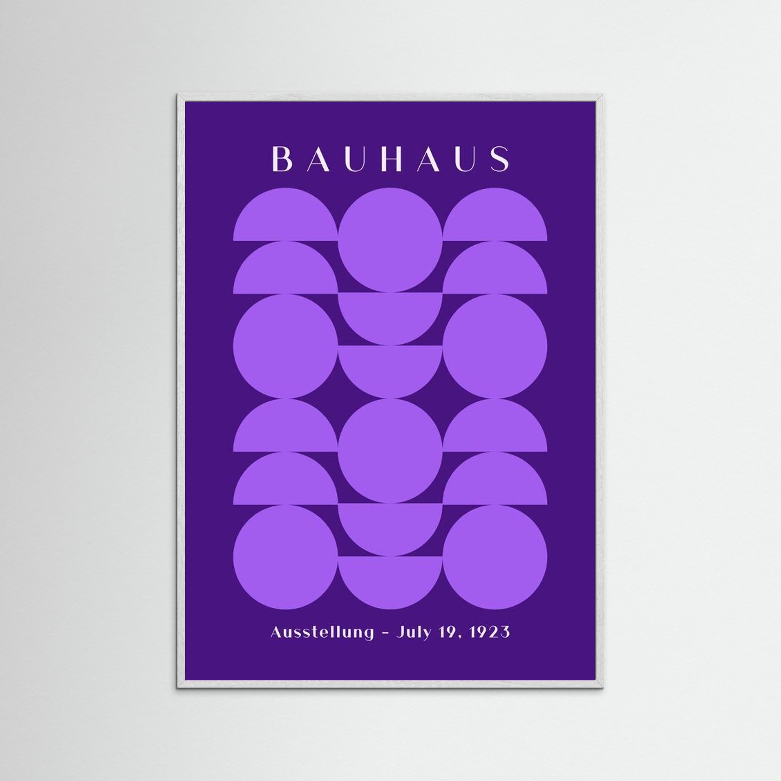 Bauhaus Ausstellung Violet