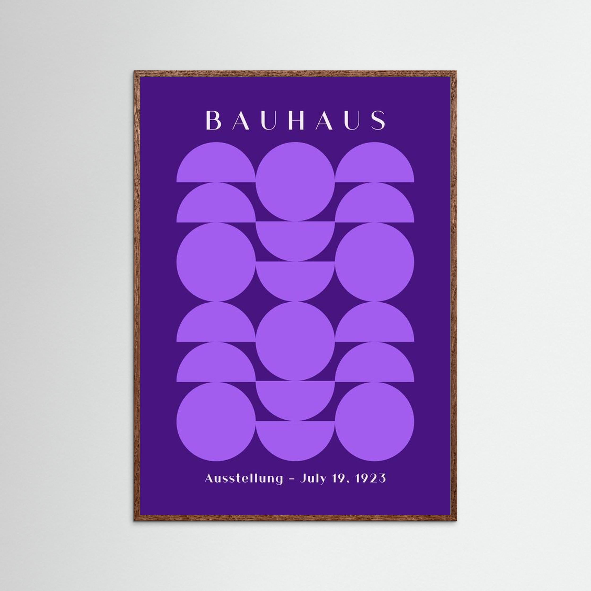 Bauhaus Ausstellung Violet