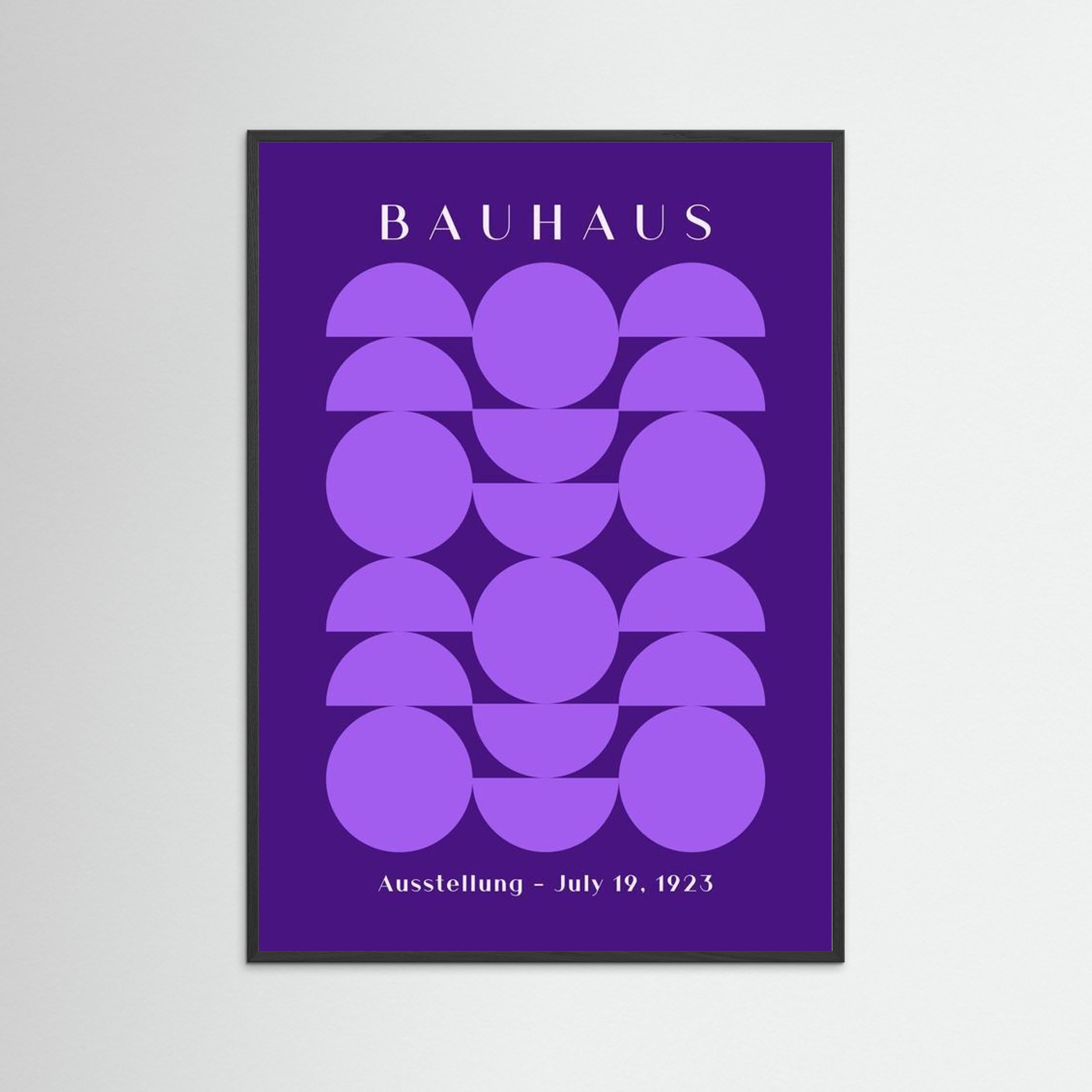 Bauhaus Ausstellung Violet